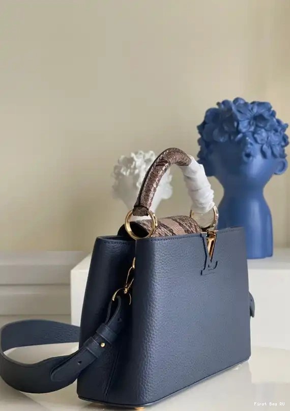 Firstbag BB LOUIS VUITTON CAPUCINES 0617